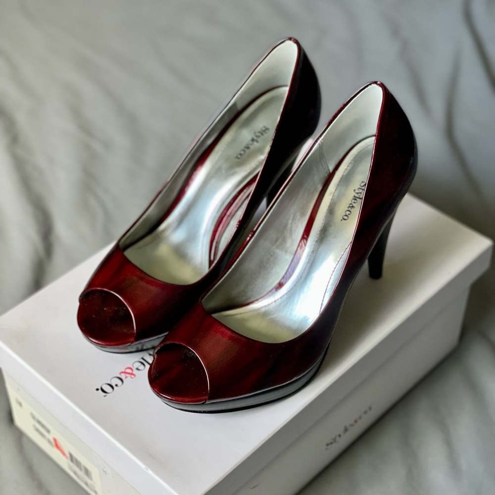 Style & Co - Red/Black